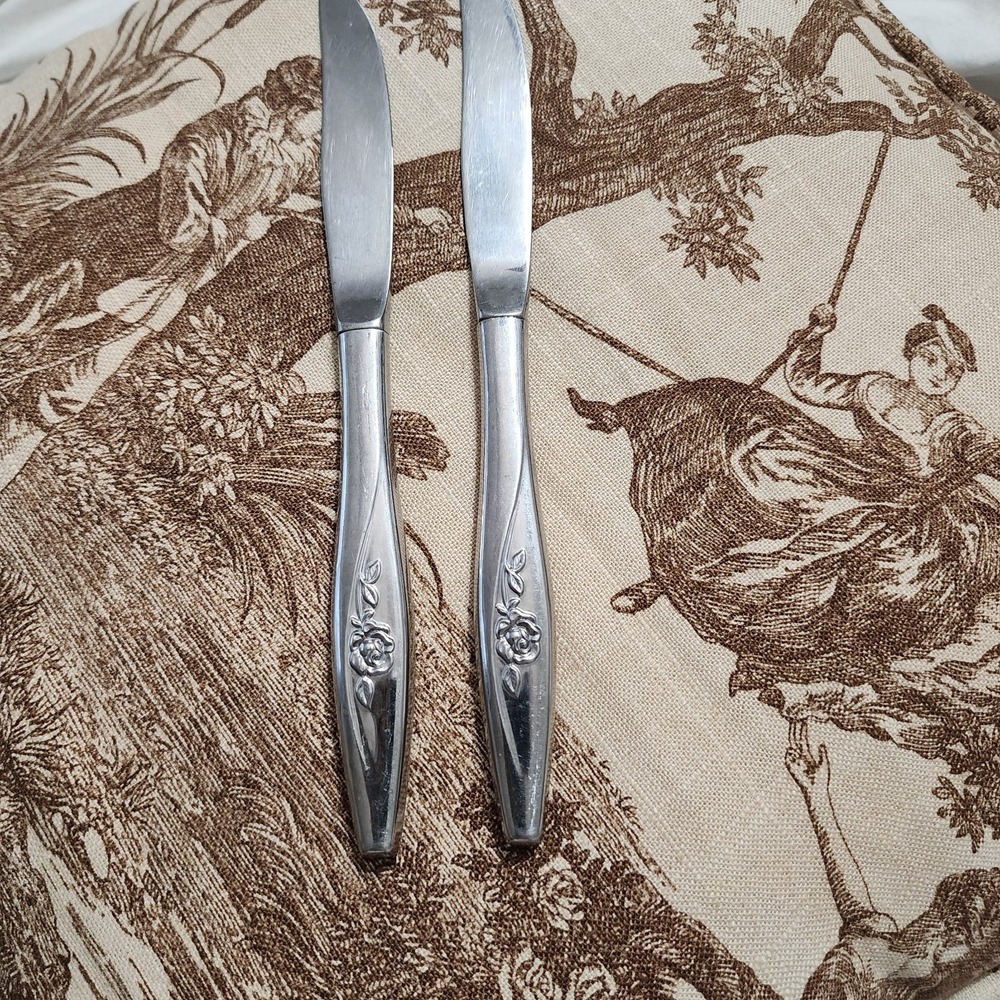 Oneida Lasting Rose set of 2 dinner knives stainless knife oneidacraft Vintage